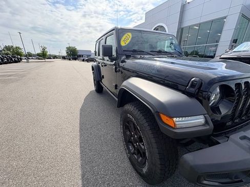 Used 2023 Jeep Wrangler Unlimited w/ Dual Top Group AWD/4WD image 13