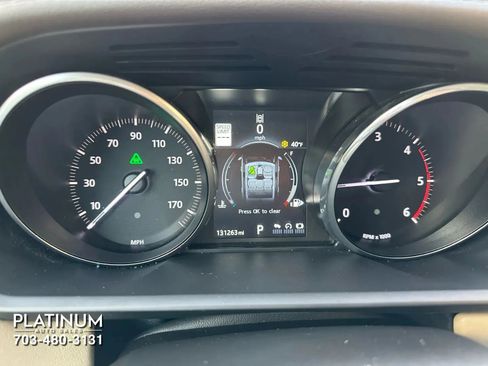 Used 2016 Land Rover Range Rover Sport HSE image 8