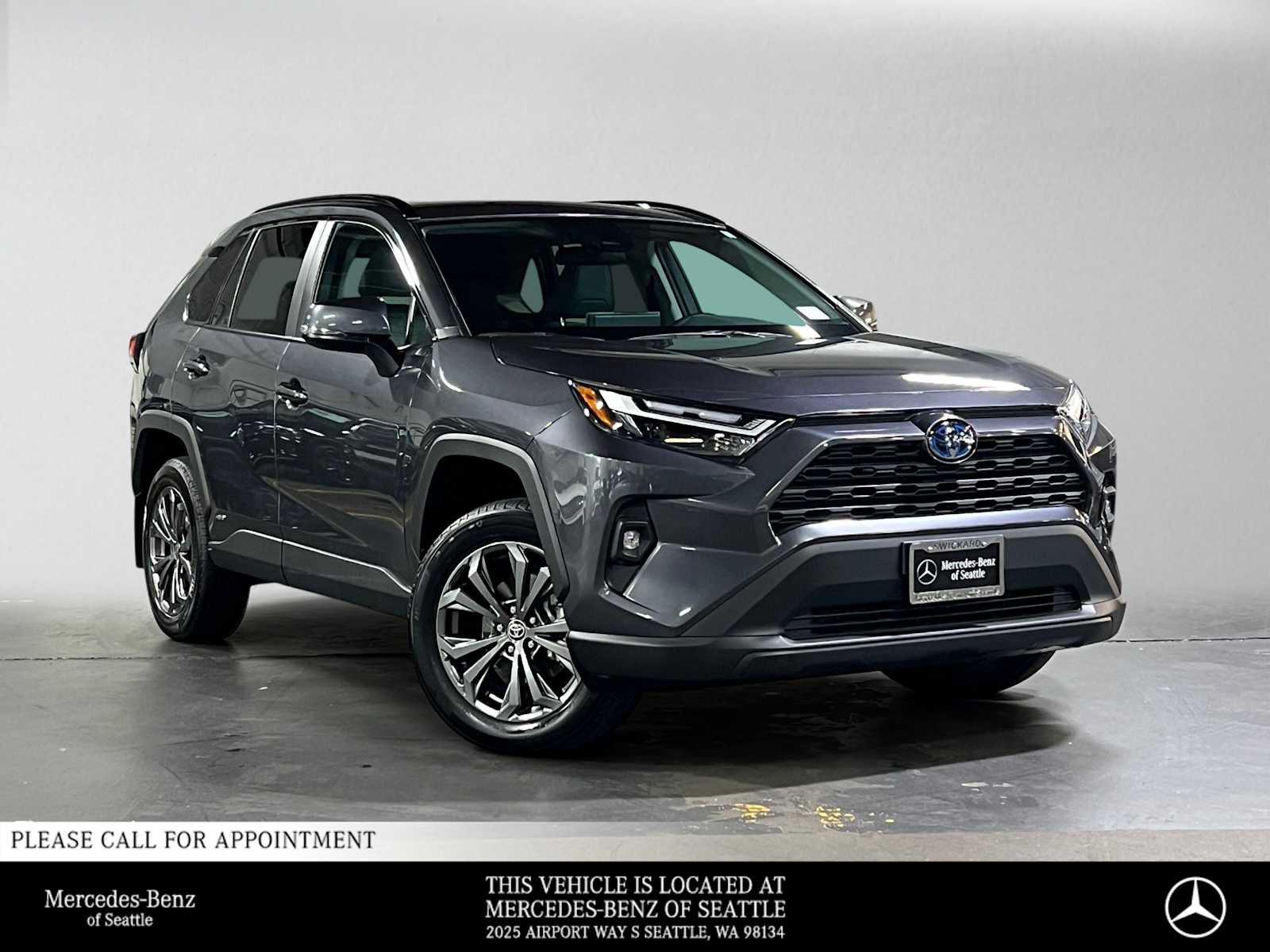 Used 2024 Toyota RAV4 XLE Premium w/ Weather Package AWD/4WD image 1