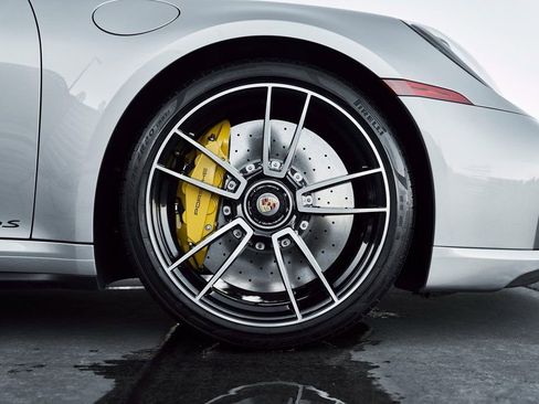 Used 2021 Porsche 911 Turbo S image 18