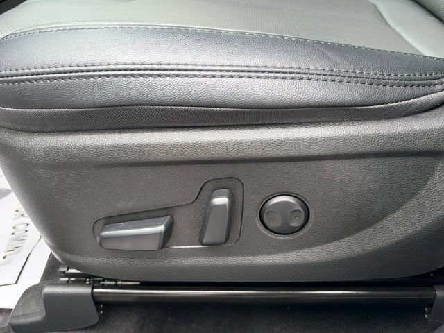 Used 2023 Hyundai Santa Fe SEL w/ Premium Package AWD/4WD image 15