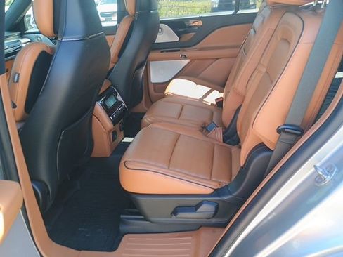 Used 2020 Lincoln Aviator Black Label w/ Dynamic Handling Package AWD/4WD image 22
