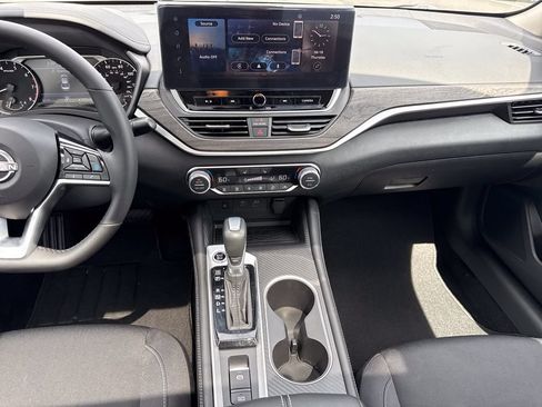 Certified 2025 Nissan Altima 2.5 SV w/ SV Premium Package FWD image 14