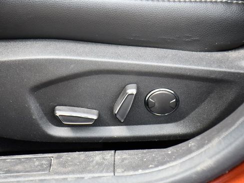 Used 2016 Ford Fusion SE w/ Equipment Group 202A FWD image 22