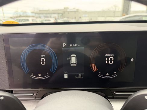 Used 2025 Hyundai Kona SEL image 18