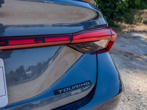 Used 2019 Toyota Avalon Touring w/ All Weather Liner Package FWD image 11