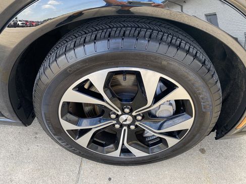 Used 2021 Ford Mustang Mach-E Premium image 8