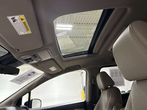 Used 2018 Honda Odyssey Elite image 20