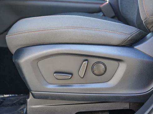 Used 2025 Ford Explorer Active RWD image 20