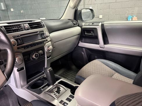Used 2012 Toyota 4Runner SR5 AWD/4WD image 12