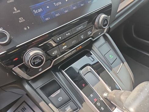 Used 2018 Honda CR-V Touring image 36