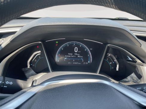 Used 2017 Honda Civic EX-T image 2