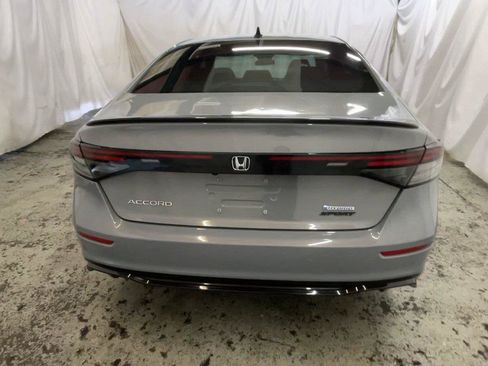 Used 2025 Honda Accord Sport image 8