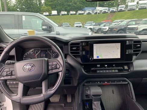 Used 2025 Toyota Tundra SR w/ SR Tow Package AWD/4WD image 25
