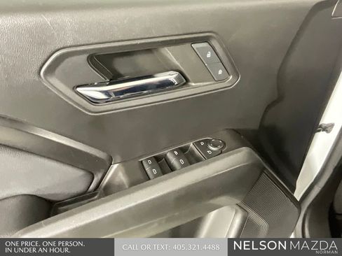 Used 2023 GMC Canyon Elevation w/ Elevation Premium Package image 17