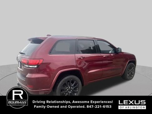 Used 2019 Jeep Grand Cherokee Altitude AWD/4WD image 3