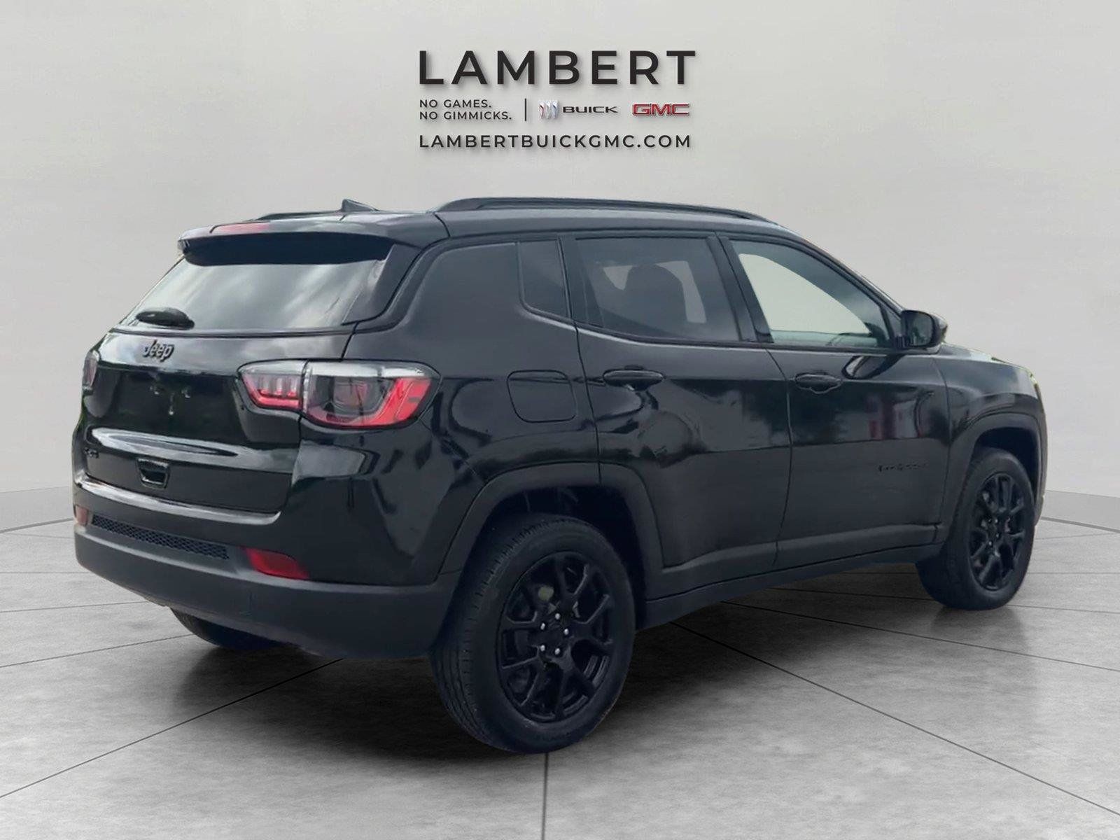 Used 2023 Jeep Compass Latitude w/ Convenience Group AWD/4WD image 5