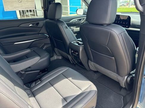 New 2026 Chevrolet Traverse LT w/ Driver Confidence Package AWD/4WD image 23