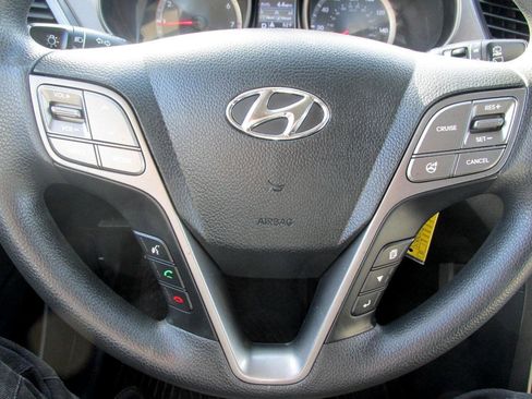 Used 2014 Hyundai Santa Fe Sport FWD image 12