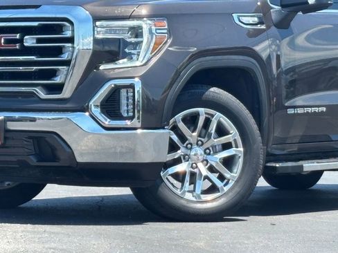 Certified 2021 GMC Sierra 1500 SLT RWD image 2