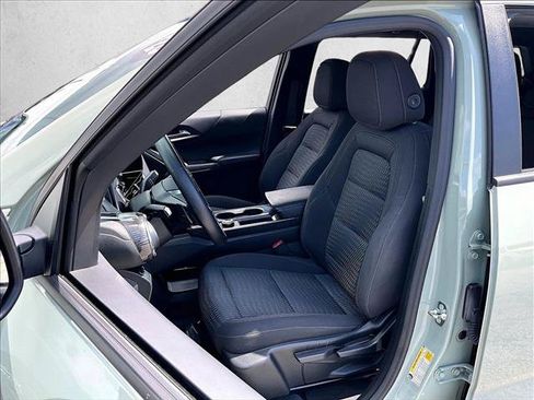 Used 2026 Chevrolet Equinox LT FWD image 26