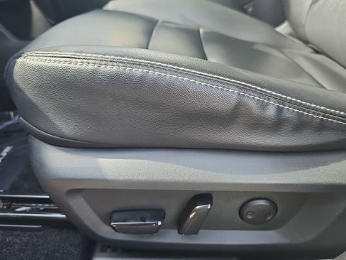 Used 2023 Nissan Rogue SL w/ SL Premium Package AWD/4WD image 28