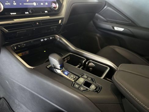 Certified 2025 Lexus TX 350 AWD w/ Technology Package image 17