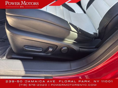 Used 2023 Lexus IS 350 F Sport image 31