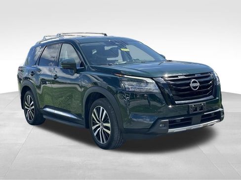 Certified 2023 Nissan Pathfinder Platinum w/ Lighting Package (N93) AWD/4WD image 3