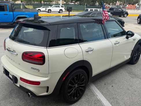 Used 2017 MINI Cooper Clubman S FWD image 5