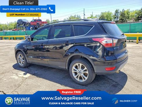Used 2017 Ford Escape SE w/ Equipment Group 201A AWD/4WD image 3