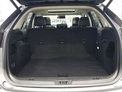 Used 2023 Ford Edge SEL w/ Convenience Package image 7