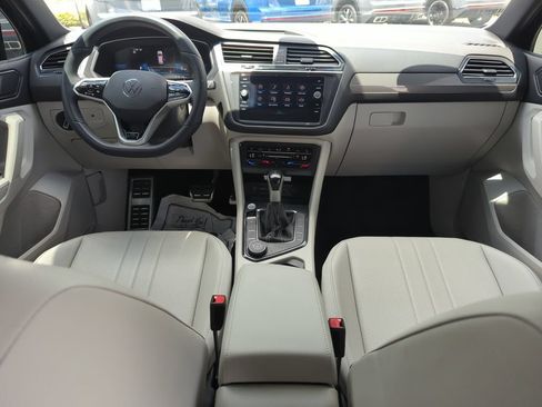 Used 2023 Volkswagen Tiguan SE R-Line AWD/4WD image 23