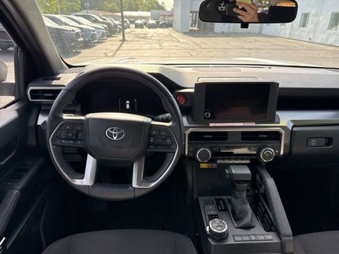 Used 2025 Toyota 4Runner TRD Off-Road AWD/4WD image 8