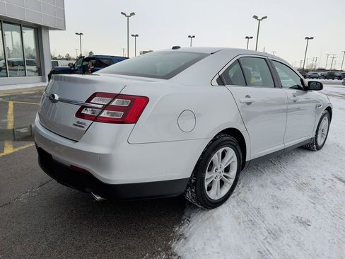 Used 2019 Ford Taurus SEL w/ Equipment Group 201A image 7