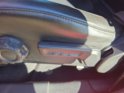 Used 2021 Jeep Wrangler Unlimited Rubicon image 12