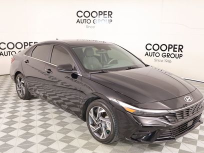 Used 2024 Hyundai Elantra SEL w/ Convenience Package