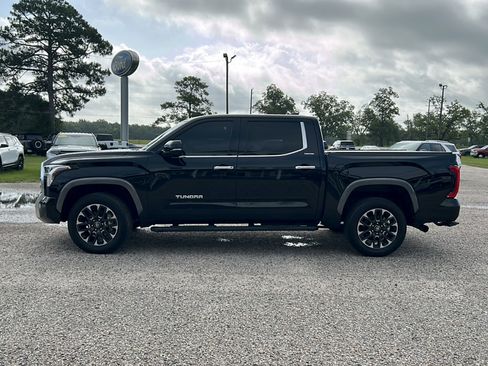Used 2025 Toyota Tundra Limited AWD/4WD image 1