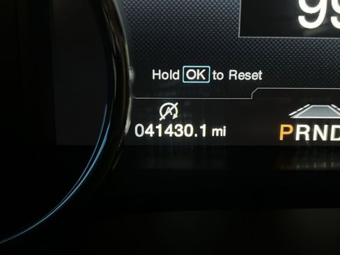 Used 2020 Ford F150 Platinum w/ Equipment Group 701A Luxury image 17