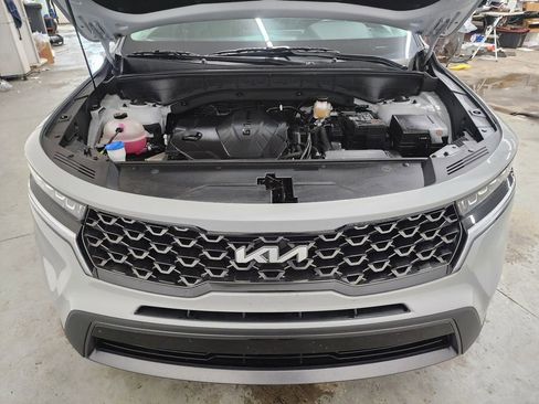 Used 2023 Kia Sorento S w/ Panoramic Sunroof Package AWD/4WD image 39