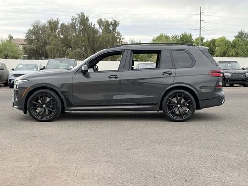 Used 2026 BMW X7 xDrive40i w/ M Sport Package AWD/4WD image 9