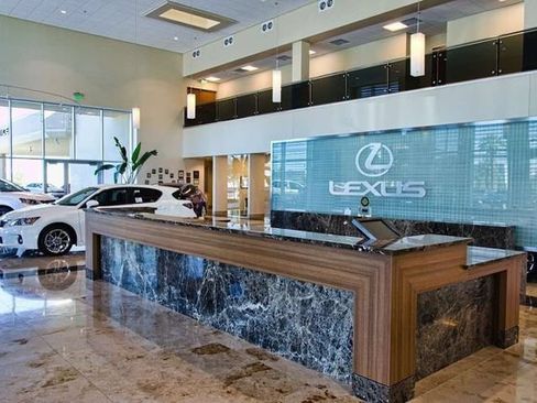 Used 2019 Lexus UX 200 F Sport w/ F Sport Premium Package FWD image 8