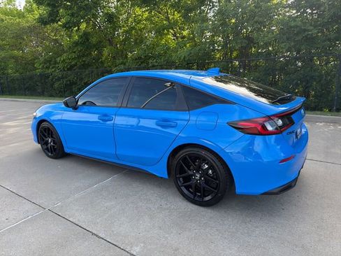 Used 2026 Honda Civic Sport image 3