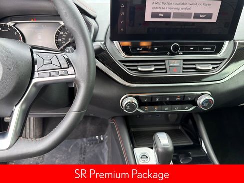 Certified 2023 Nissan Altima 2.5 SR w/ SR Premium Package image 15
