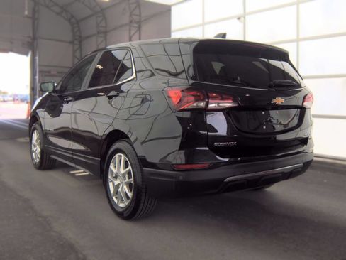 Used 2024 Chevrolet Equinox LT AWD/4WD image 4