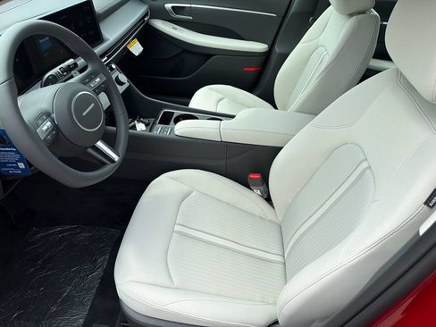 New 2026 Hyundai Sonata SEL FWD image 10