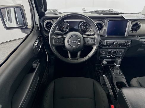 Used 2022 Jeep Gladiator Sport AWD/4WD image 25