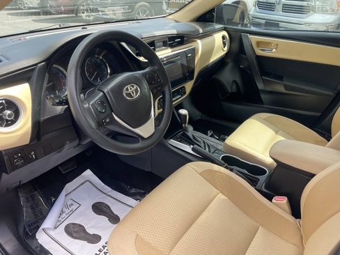 Used 2017 Toyota Corolla LE FWD image 10