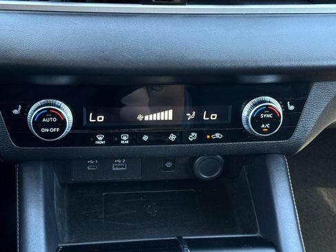 Used 2024 Mitsubishi Outlander SE FWD image 22