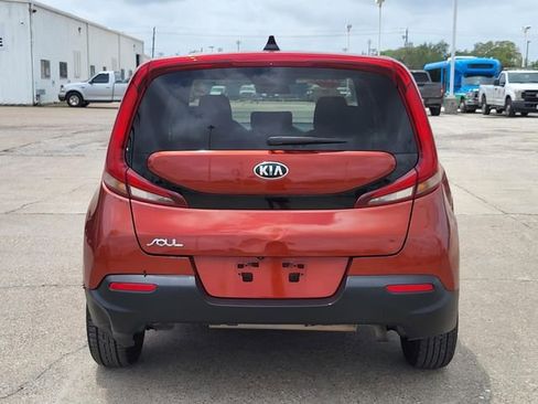 Used 2020 Kia Soul LX FWD image 19